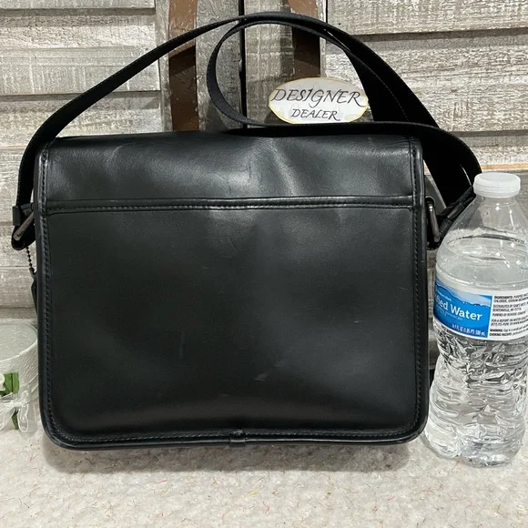 COACH Heritage Map Smooth Leather Crossbody C2906 GUC! - Picture 5 of 12